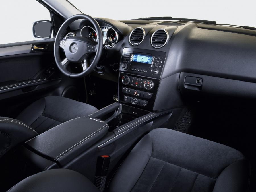  Mercedes-Benz ML-Class 2006 года  (фото 306 из 400)